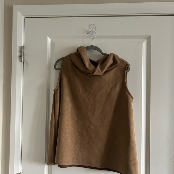 Bryn Walker Sequoia Flat Front Ella Faux Suede Blouse - Picture 5 of 6